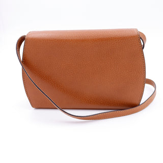 1980s Gucci Caramel Brown Leather Crossbody Shoulder Bag  with removable strap and bamboo accent