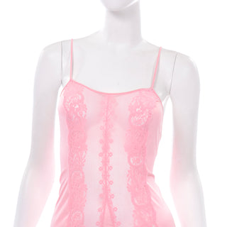 ON HOLD // 1970s Henson Kickernick Pink Nylon Nightgown w/ Lace Front Panel Size Small