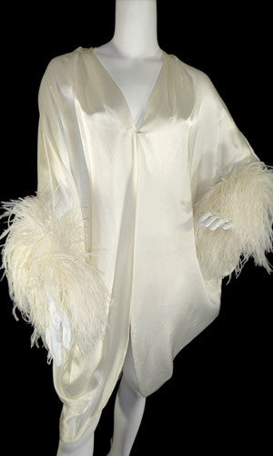 Lucie Ann Beverly Hills vintage hostess gown nightgown with feathers - Dressing Vintage
