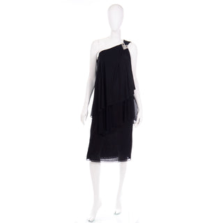 1970s Lilli Diamond Vintage Black Grecian Style One Shoulder Evening Dress