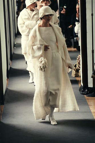 F/W 1998 Chanel worn by Linda Evangelista on the Runway