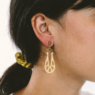 Gold Tone Vintage Cutout Drop Earrings