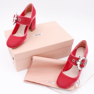 2017 Miu Miu New Pink Velvet Mary Jane Shoes w Pearl Buckles & Block Heels Size 37
