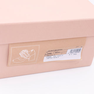 2017 Miu Miu New Pink Velvet Mary Jane Shoes w Pearl Buckles & Block Heels with original box size 37