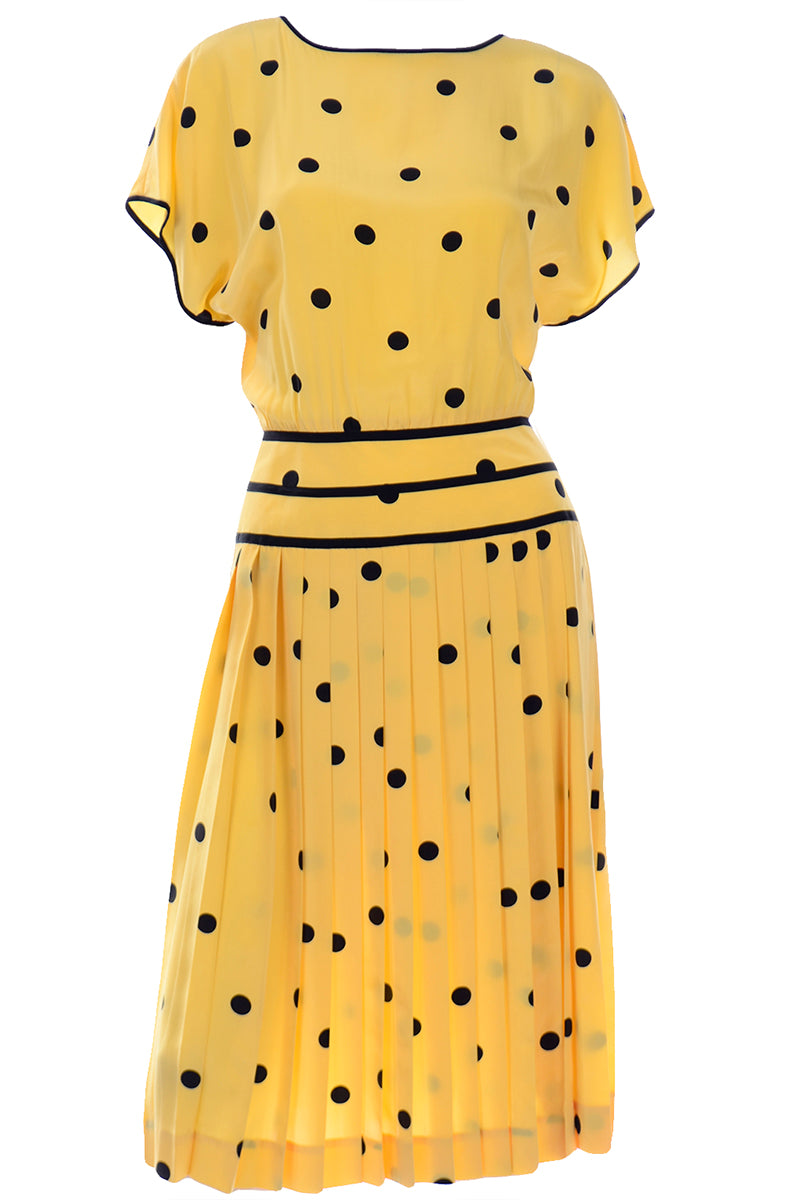 Nipon Boutique Vintage Yellow and Black Polka Dot Silk Day Dress Modig Nipon Boutique Vintage Yellow and Black Polka Dot Silk Day Dress Modig