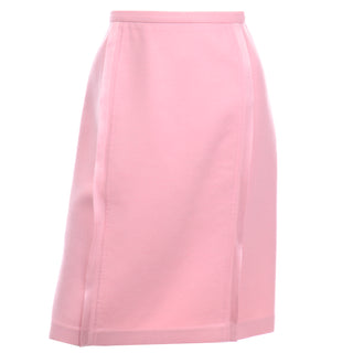 2000s Oscar de la Renta Pink Cashmere Skirt With Silk Trim Italy