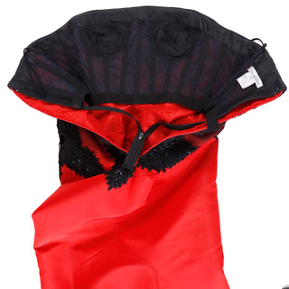 2008 Oscar de la Renta Red & Black Ombre Embroidered Evening Dress with inner corset2008 Oscar de la Renta Red & Black Ombre Embroidered Evening Dress with inner boning