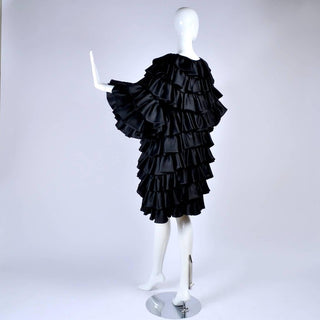 Oscar de la Renta Vintage Ruffle Evening Coat in Black Size Medium - Dressing Vintage