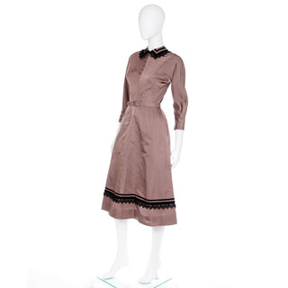 1950s Vintage Mauve Taupe Dress w Black Lace by Karen Stark for Harvey Berin