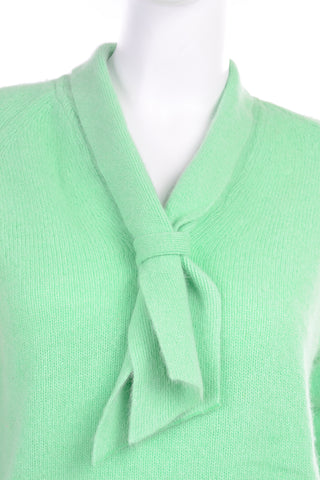 Tami 1960s Green Angora Wool Vintage Sweater With Tie
