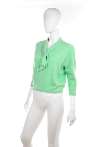 Modig Tami 1960s Green Angora Wool Vintage Sweater 