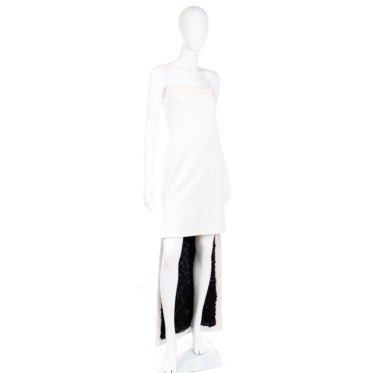 Tom Ford Yves Saint Laurent Strapless White Dress w Black Feathers 2002 –  Modig