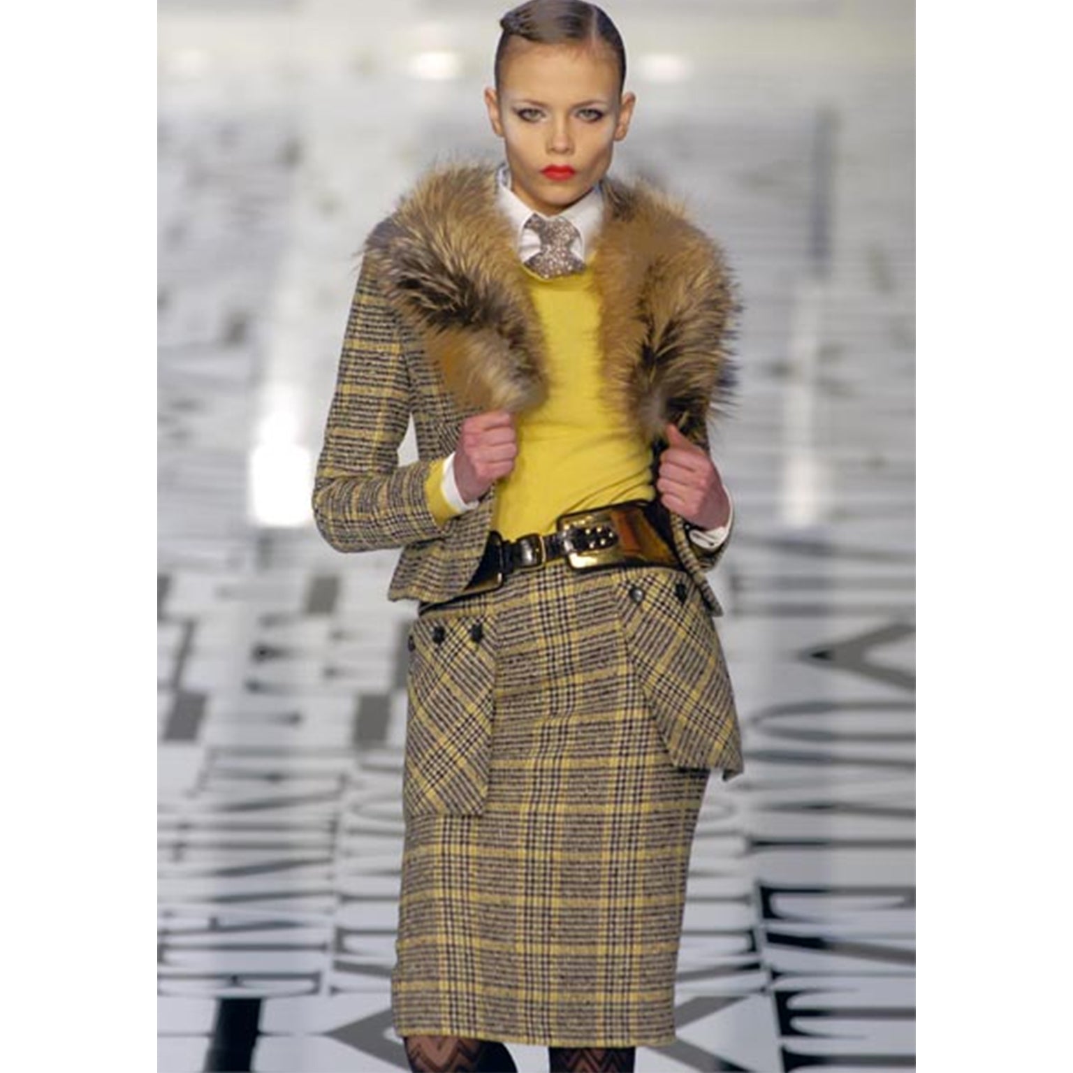 Valentino F/W 2004 Runway Plaid Skirt & Jacket Suit W Fox Fur