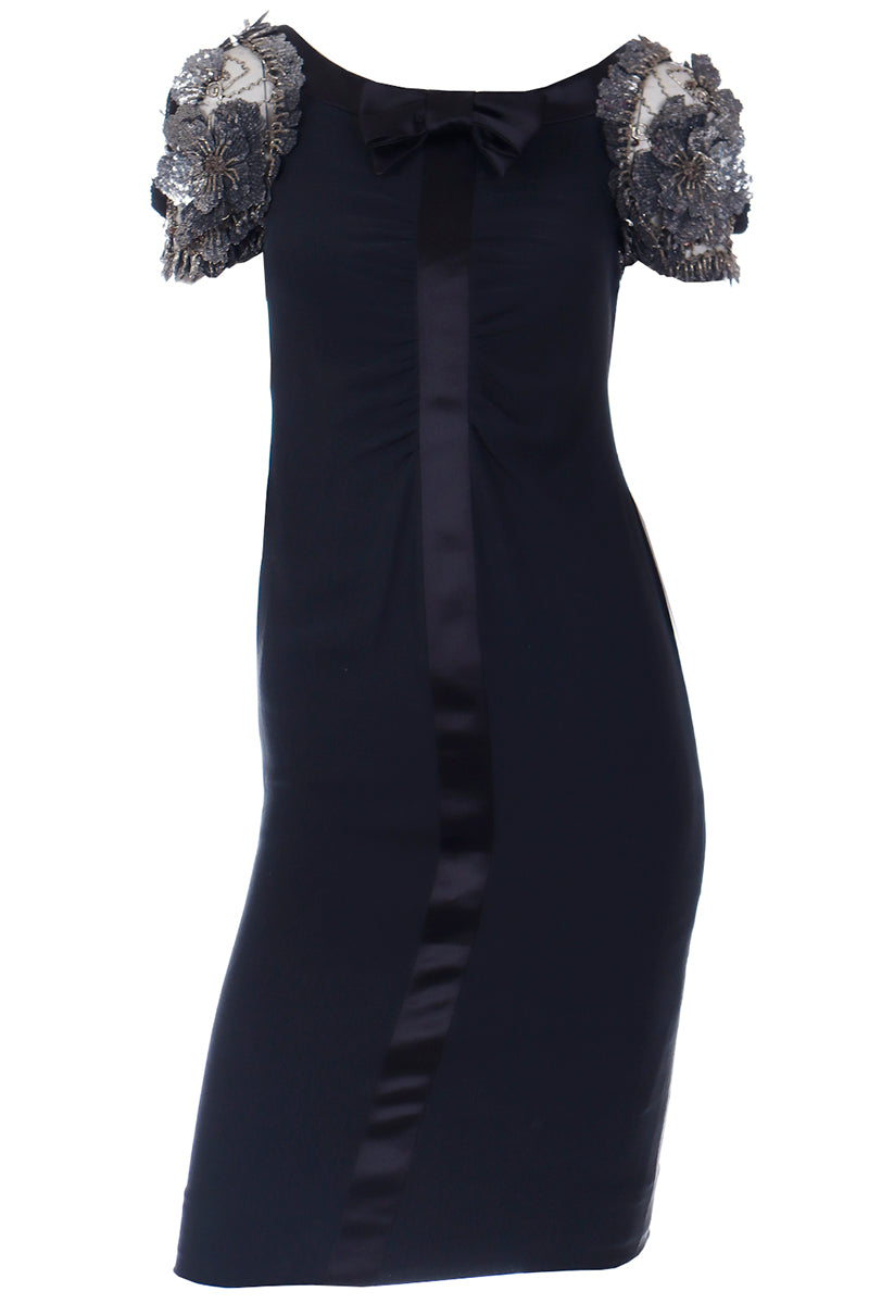 Valentino Black Silk Evening Dress W Sequin & Beaded Applique Sleeves Modig Valentino Black Silk Evening Dress W Sequin & Beaded Applique Sleeves Modig