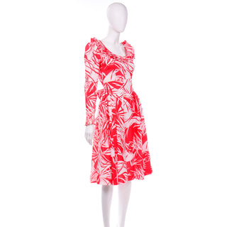 Vintage Victor Costa Red Tropical Print Ruffled Collar Dress size 6