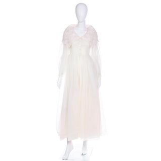 1950s Schiaparelli Pink & Ivory Nightgown and Peignoir Robe Set w Applique