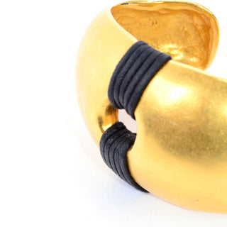 1980s Vintage Gold Plated Cuff Bracelet w/ Wrapped Black Band Details Designer