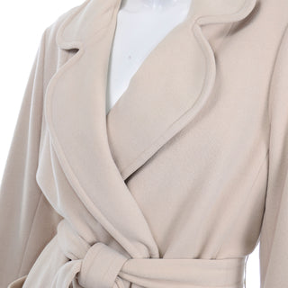 Vintage 100% Cashmere Cream Coat With Pockets and Sash Belt well made