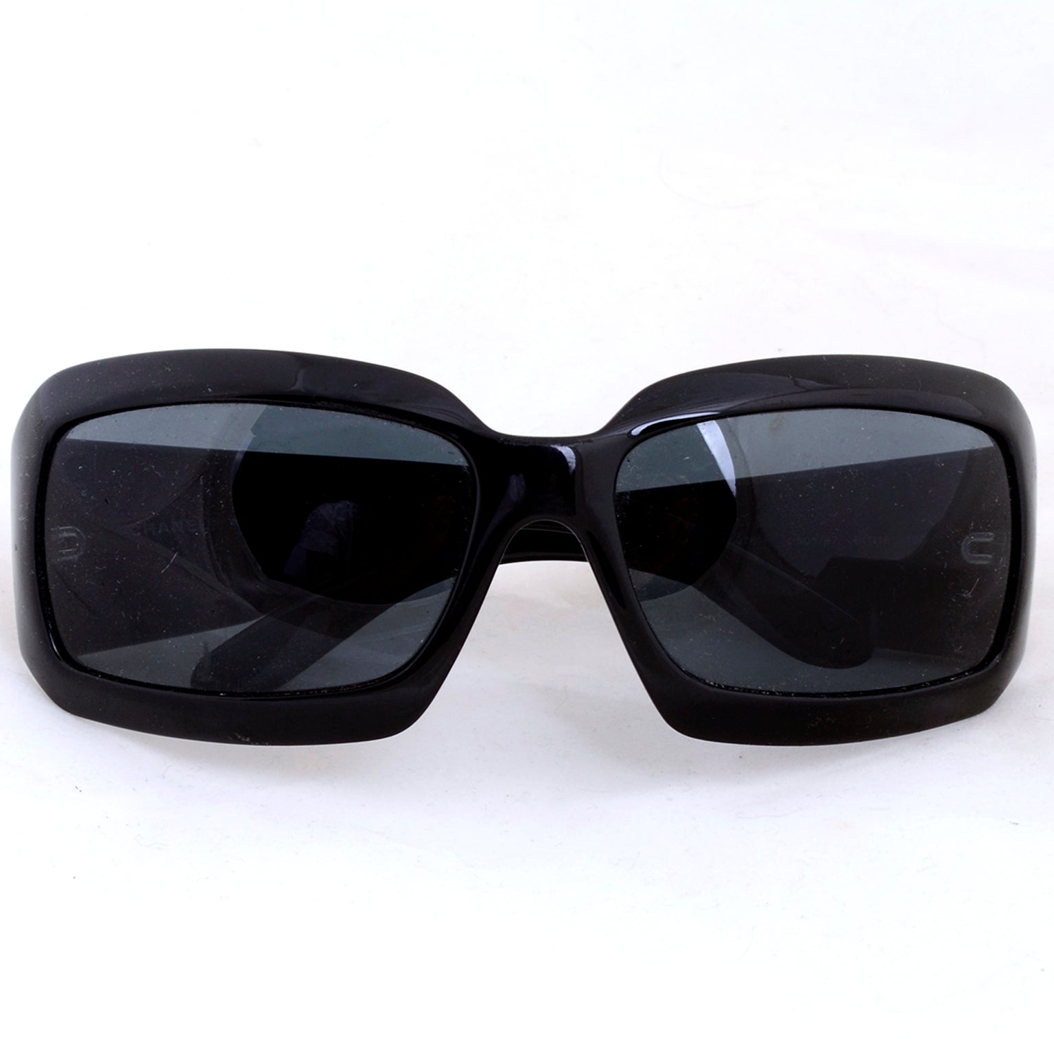 Chanel - Mother Of Pearl CC Black Plastic Sunglasses