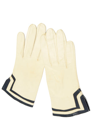 Vintage Escada ivory leather gloves with black trim