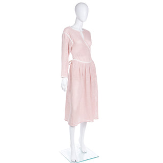 1980s Geoffrey Beene Pink Woven Wrap Dress With White Trim S/M