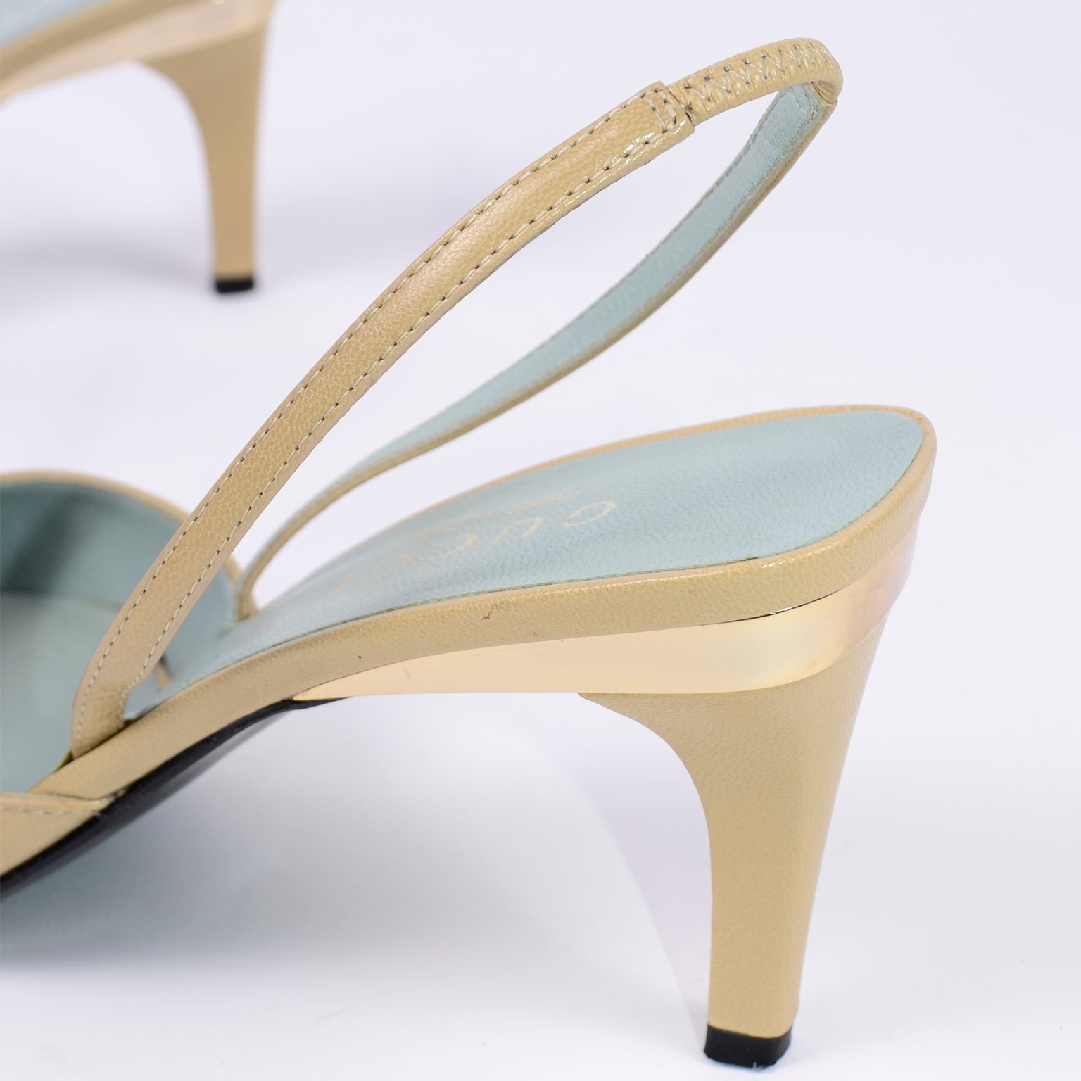 Gucci Slingback Beige Tan Leather Heels With Gold Bands