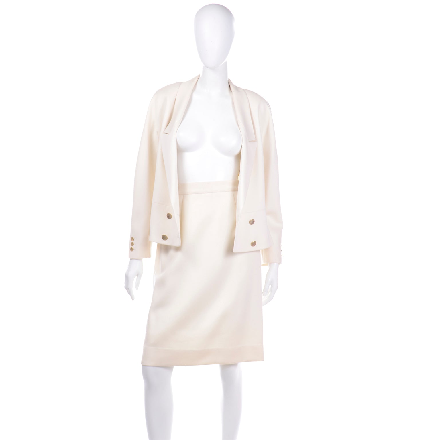 Stunning Women's Louis Feraud Beige Champagne Jacket Skirt Suit Size US 8