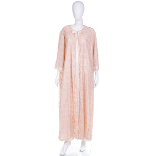 1960s Odette Barsa Vintage Nude Pink Lace Full Length Robe Rare