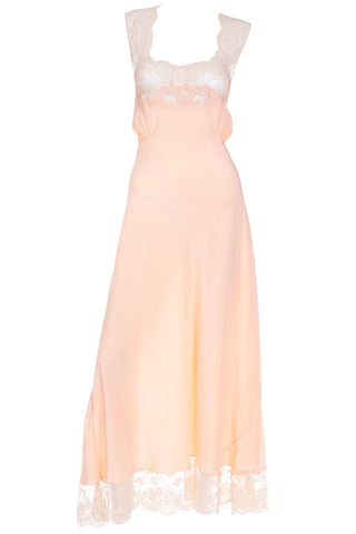 1940s Henri Bendel Peach Silk Evening Gown or Nightgown With Lace & Applique Size L