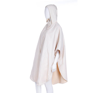 Vintage 1980s Reversible Ivory Cream Cape With Optional Sleeves & Hood O/S