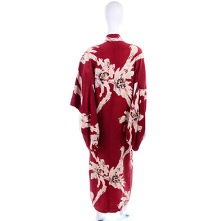 20th Century Vintage Japanese Kimono in Burgundy Red Floral Silk