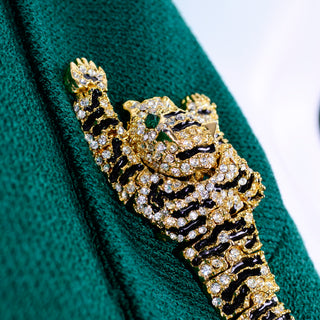 Vintage Green Santana Knit St John Blazer Jacket w Tiger Brooch Marie Grey