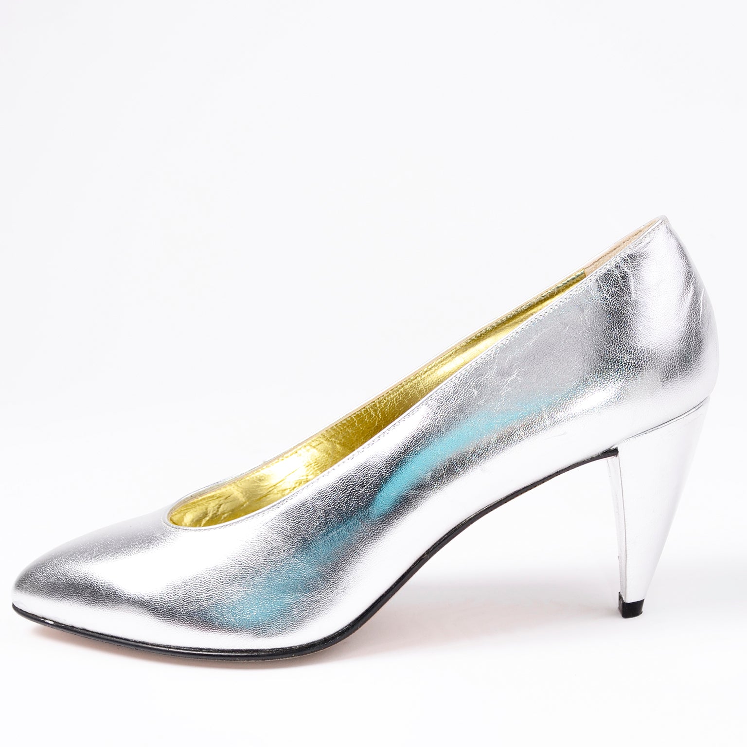 80s silver shoes sz 7.5, Vintage 1980s metallic high heels, leather