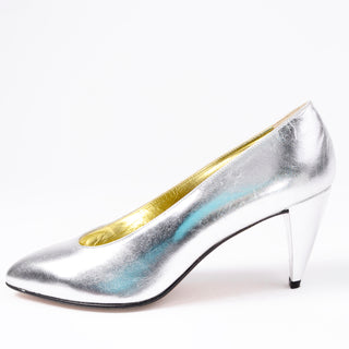 Unworn Vintage Walter Steiger Silver Metallic Shoes Size 7B Holiday Heels