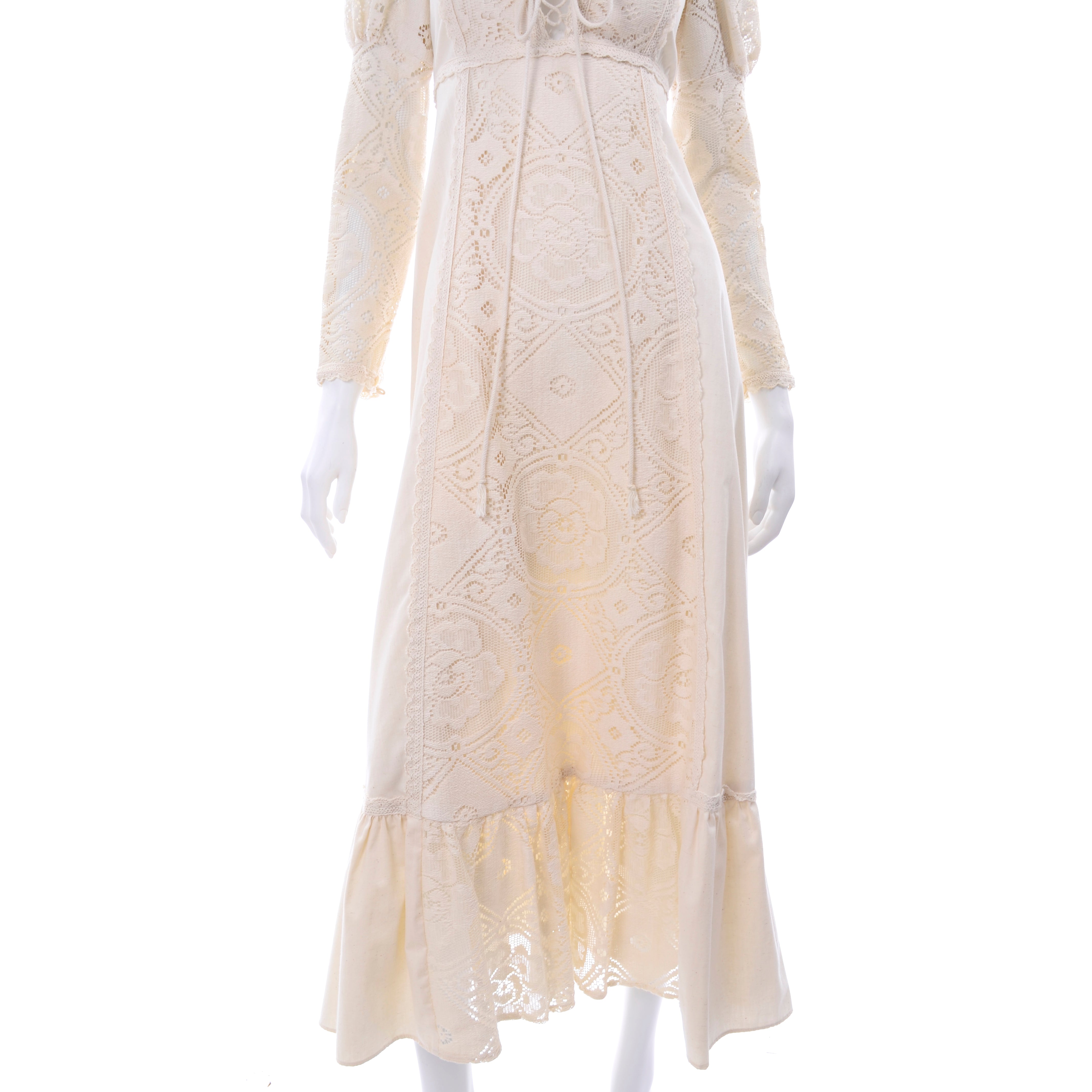 1970s Gunne Sax Cream Victorian Dress w/ Lace Leg of Mutton Sleeves Modig 1970s Gunne Sax Cream Victorian Dress w/ Lace Leg of Mutton Sleeves Modig