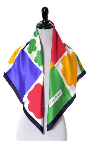Yves Saint Laurent vintage silk scarf never worn - Dressing Vintage