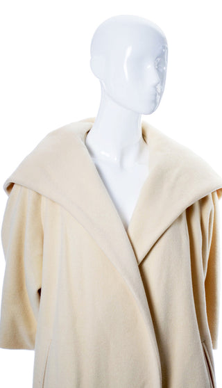 Creamy Cashmere Vintage Coat with Hood - Dressing Vintage