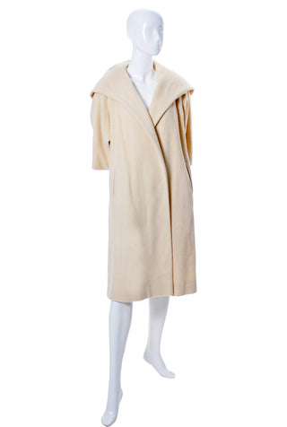 Creamy Cashmere Vintage Coat with Hood - Dressing Vintage