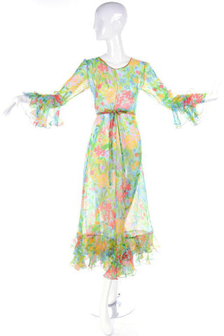 Floral vintage day dress w/ ruffles