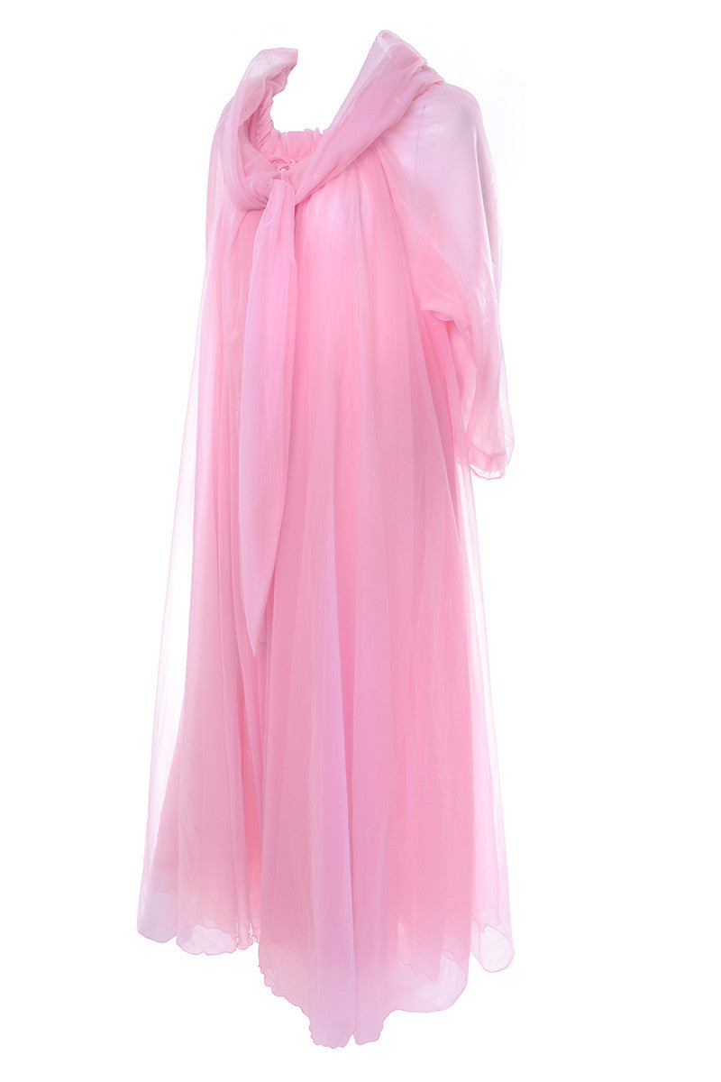 Vintage Pink Chiffon Peignoir Set Full Sweep Nightgown Robe Set – Modig
