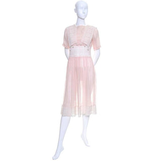 Cotton voile 1930's vintage dress with crochet lace details