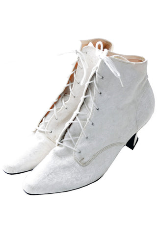 Vintage Victorian Style white jacquard wedding boots 8B - Dressing Vintage