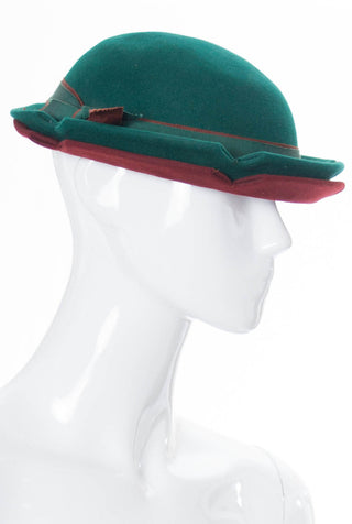 Vintage red and green wool felt hat 1930s - Dressing Vintage