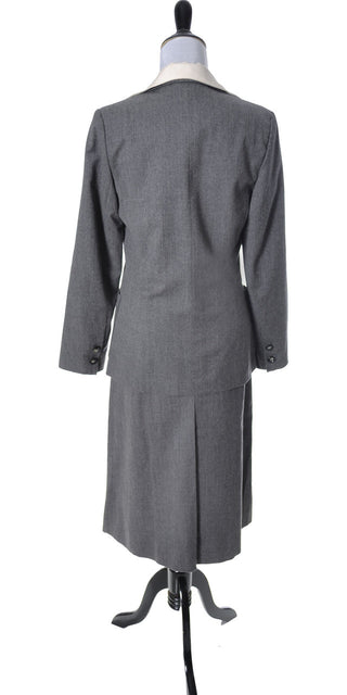 1970's Loewe Spain Vintage Skirt Suit Gray Wool - Dressing Vintage